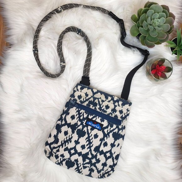 Kavu Handbags - Kavu Rope Keepalong Crossbody Bag Blue White Ikat